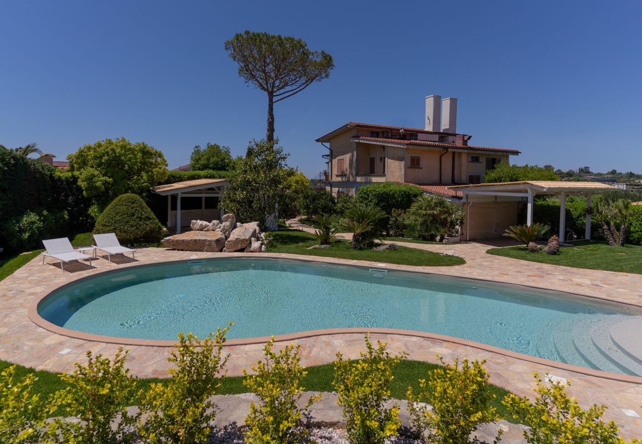 Villa en Sant´Agata sui Due Golfi - Resort Ravenna - Villa Dama