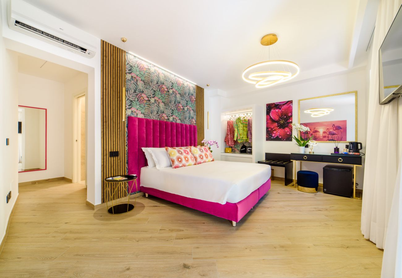 Alquiler por habitaciones en Piano di Sorrento - NicholHouse - Pink Flamingo