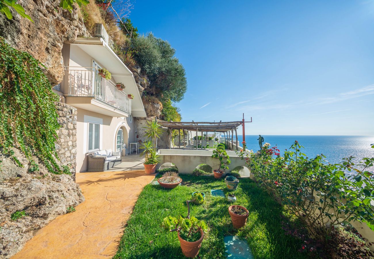 Villa a Maiori - Luxury Villa Vittoria